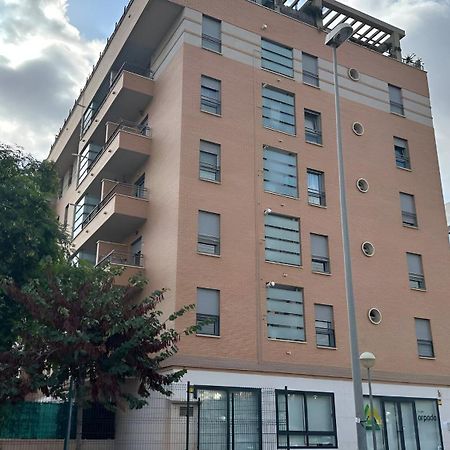 Malaga Campus Apartment Parking Included Luaran gambar