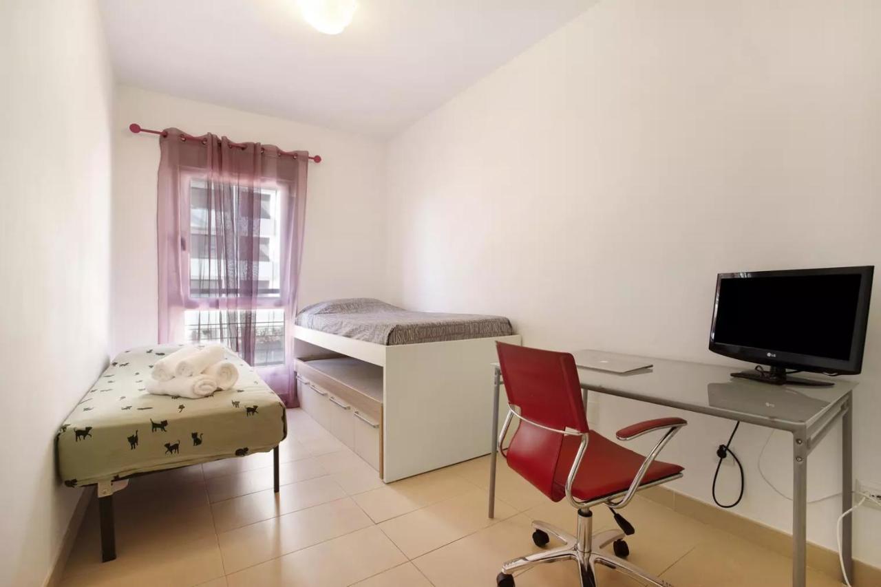 Malaga Campus Apartment Parking Included Luaran gambar