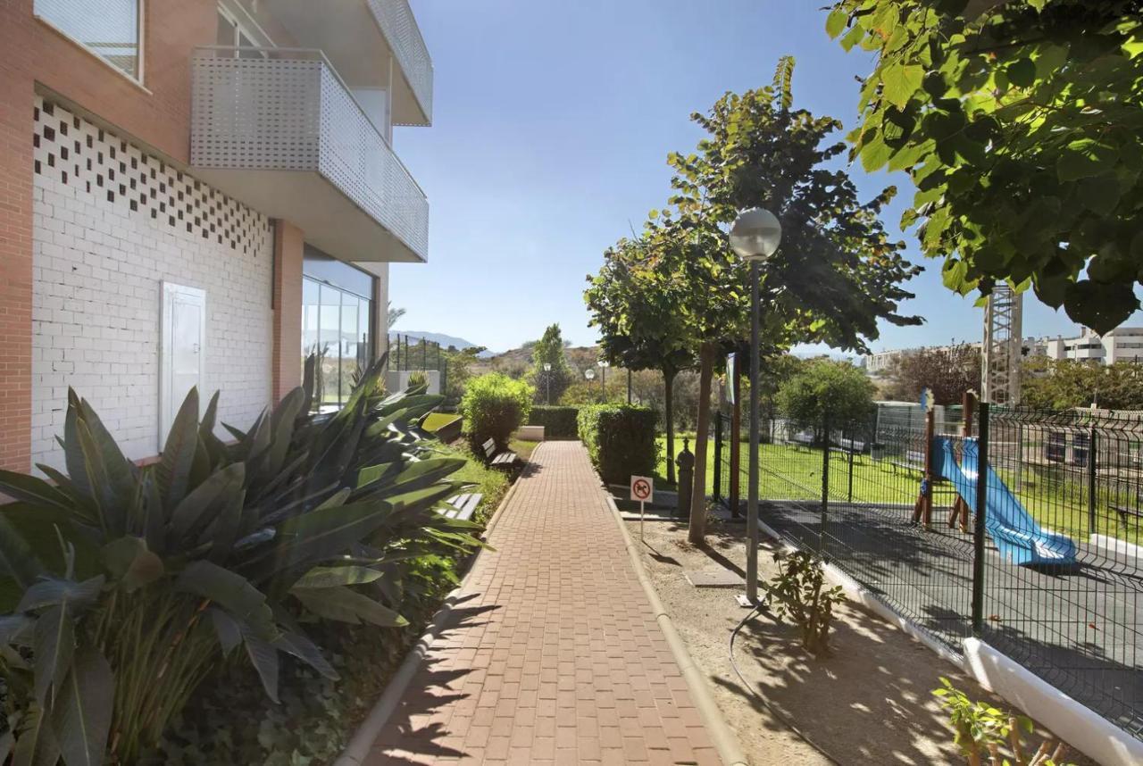 Malaga Campus Apartment Parking Included Luaran gambar